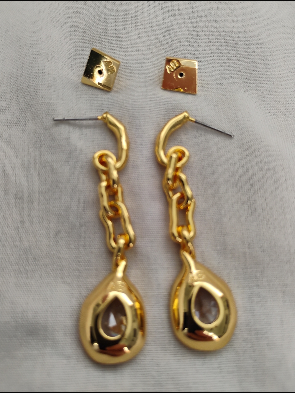 Alexis Bittar Asterales Gold Link Pear Drop Earring - Picture 5 of 5